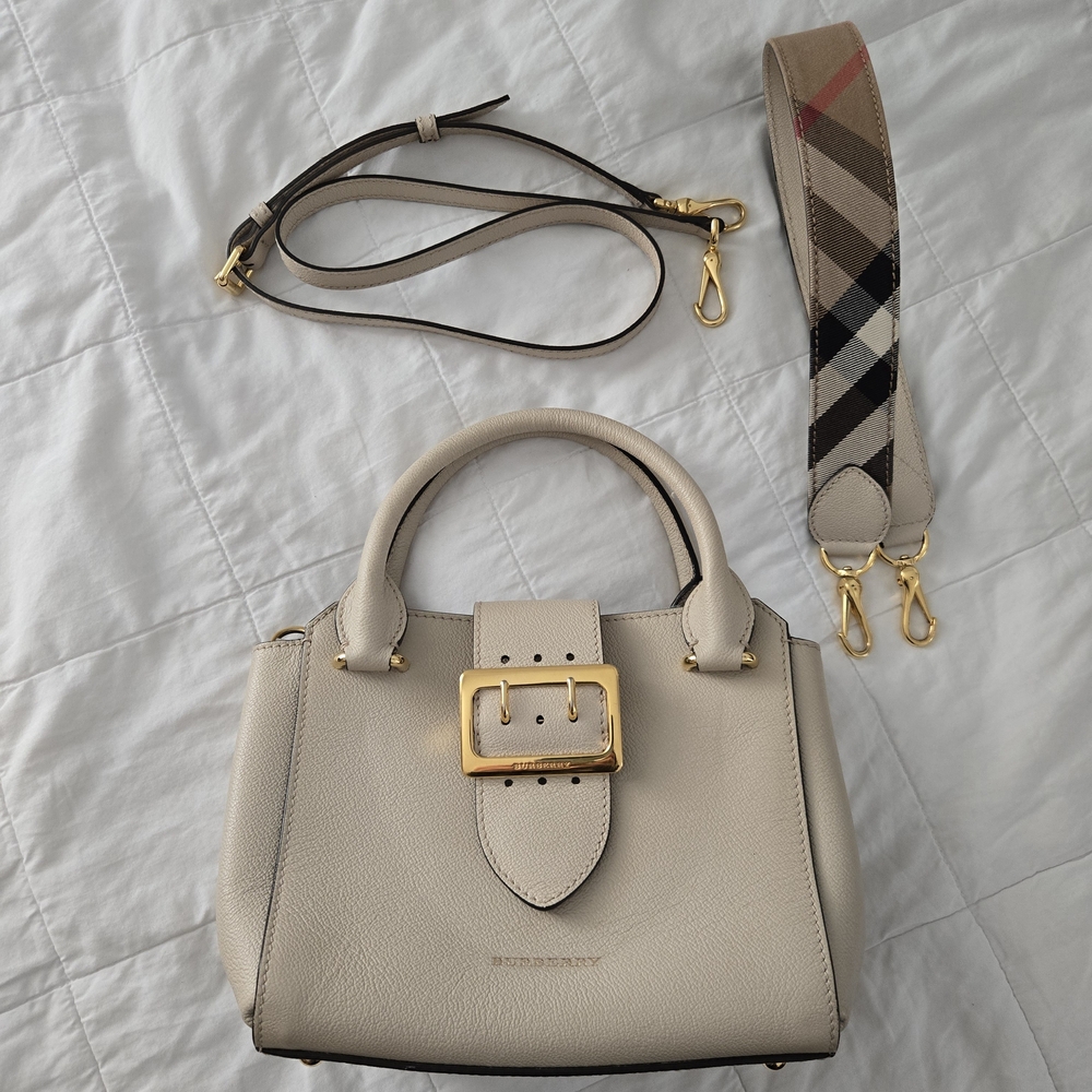 Burberry Beige Leather Handbag